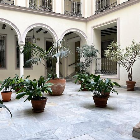 Estudio Suite San Vicente - Aloha Sevilla Sevilha Exterior foto