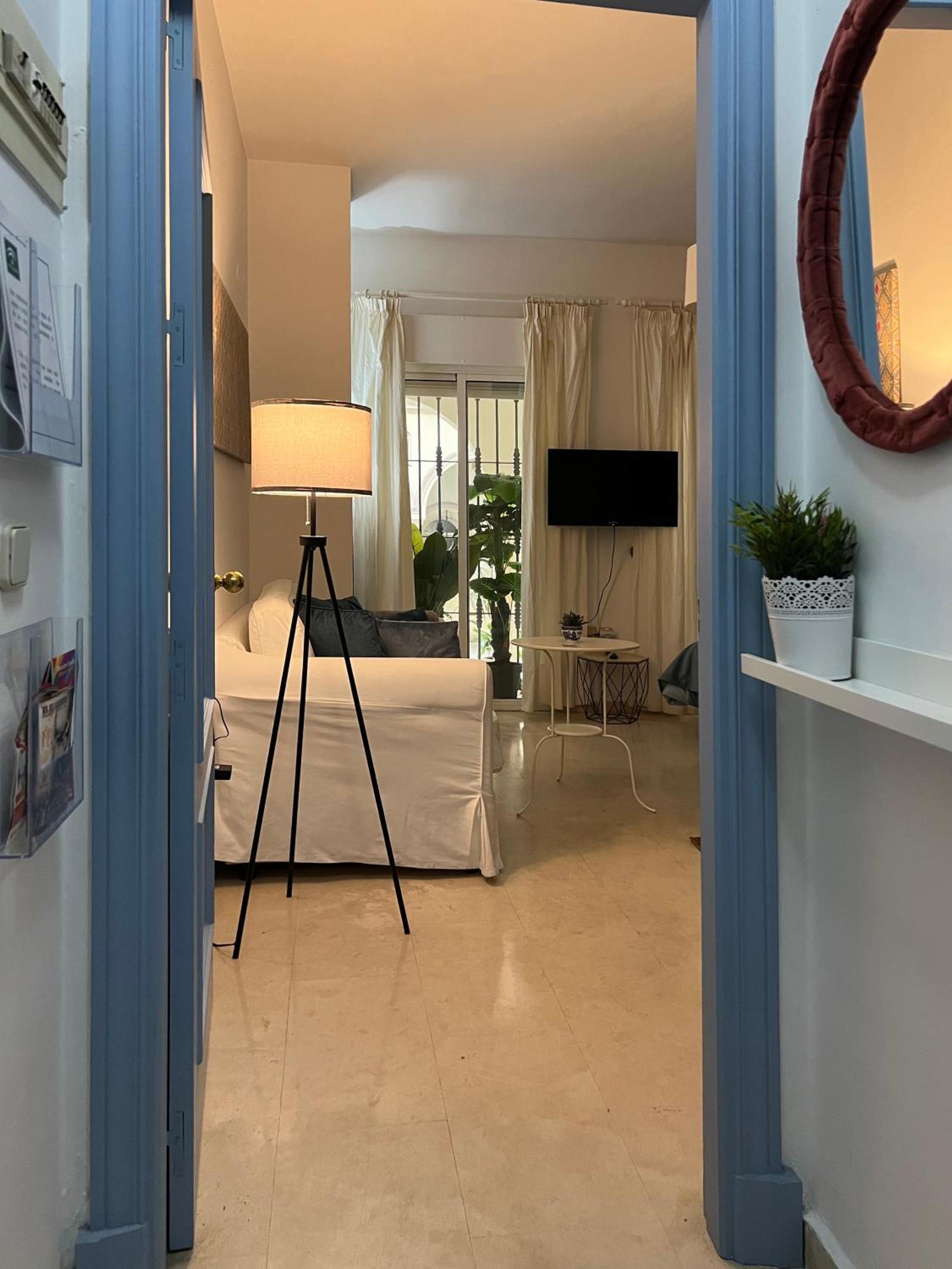 Estudio Suite San Vicente - Aloha Sevilla Sevilha Exterior foto